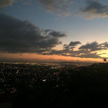 Hill Retreat - Kingston酒店 外观 照片